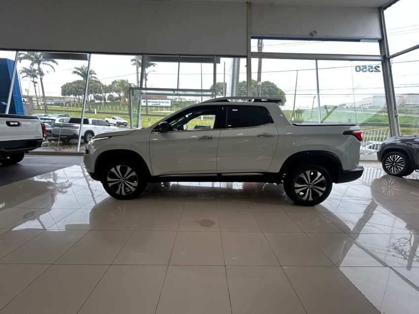fiat toro 2.0 16v turbo diesel volcano 4wd at9 4p automatico 20258