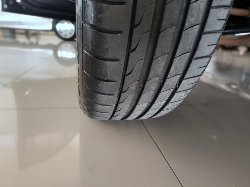 jeep commander 2.0 td380 turbo diesel overland at9 4p automatico 202210