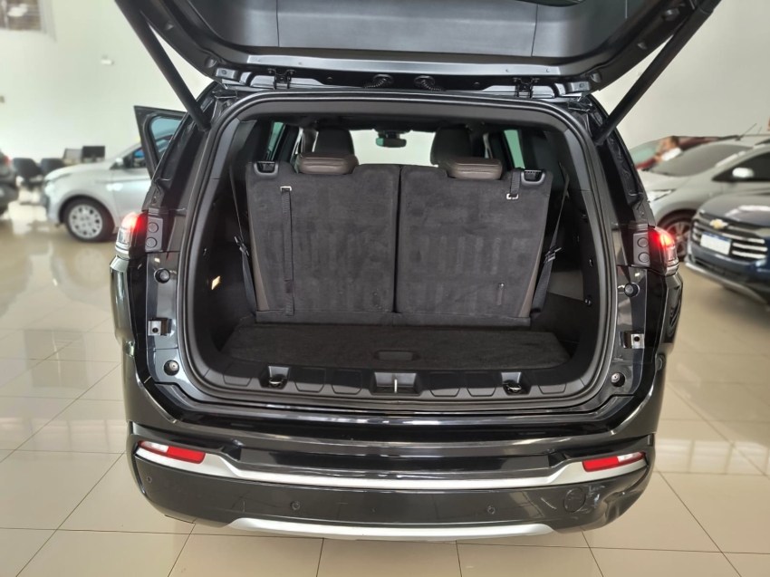 jeep commander 2.0 td380 turbo diesel overland at9 4p automatico 20229