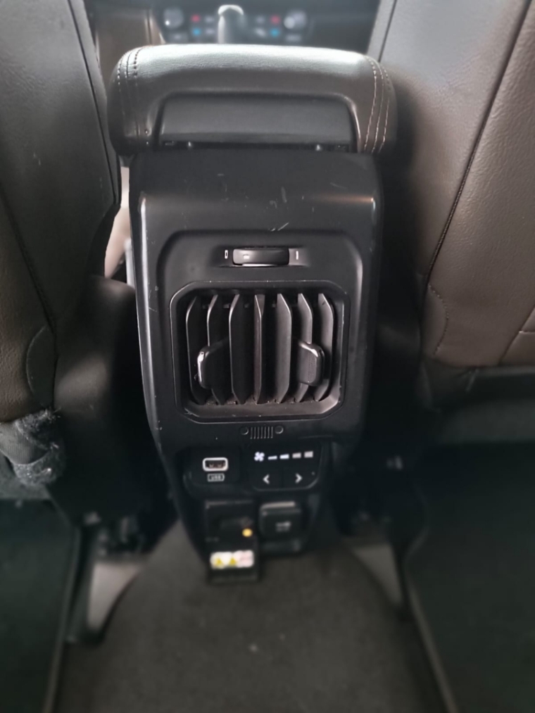 jeep commander 2.0 td380 turbo diesel overland at9 4p automatico 202213