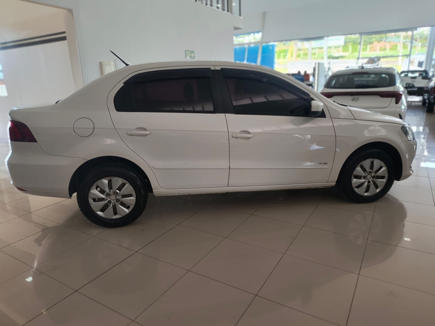 volkswagen voyage 1.0 mi 8v flex 4p manual 20146