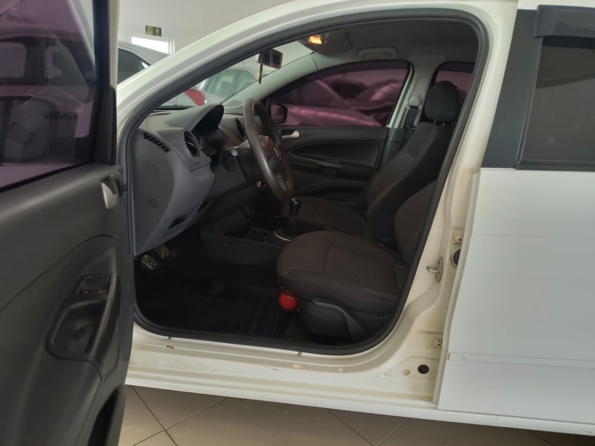 volkswagen voyage 1.0 mi 8v flex 4p manual 201410