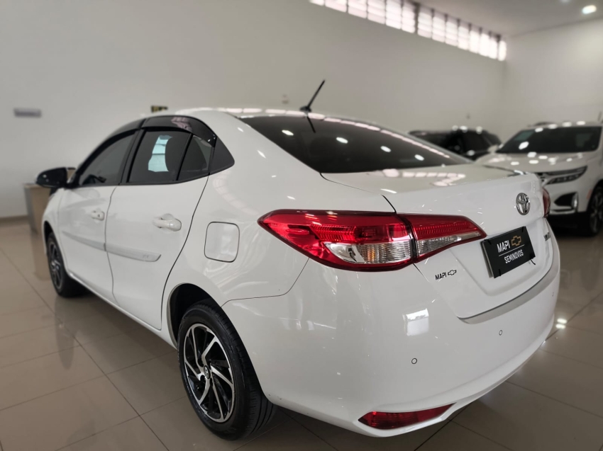 toyota yaris 1.5 16v flex sedan xl multidrive 4p automatico 20243