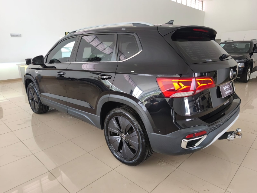 volkswagen taos 1.4 250 tsi total flex highline automatico 4p 20233