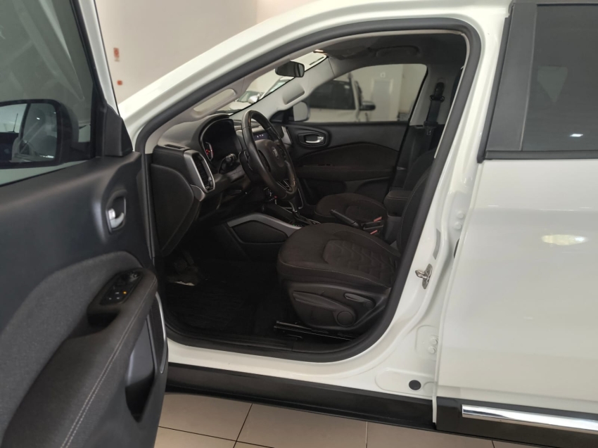 fiat toro 2.0 16v turbo diesel freedom 4wd at9 4p automatico 20229