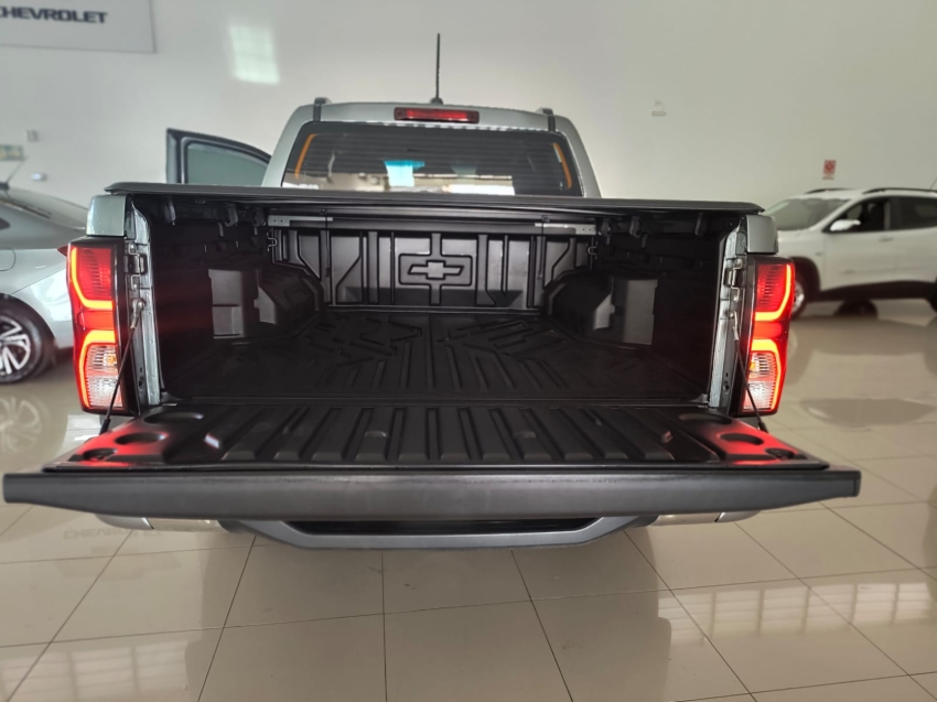 chevrolet s10 2.8 16v turbo diesel ltz cd 4x4 automatico 4p 202612