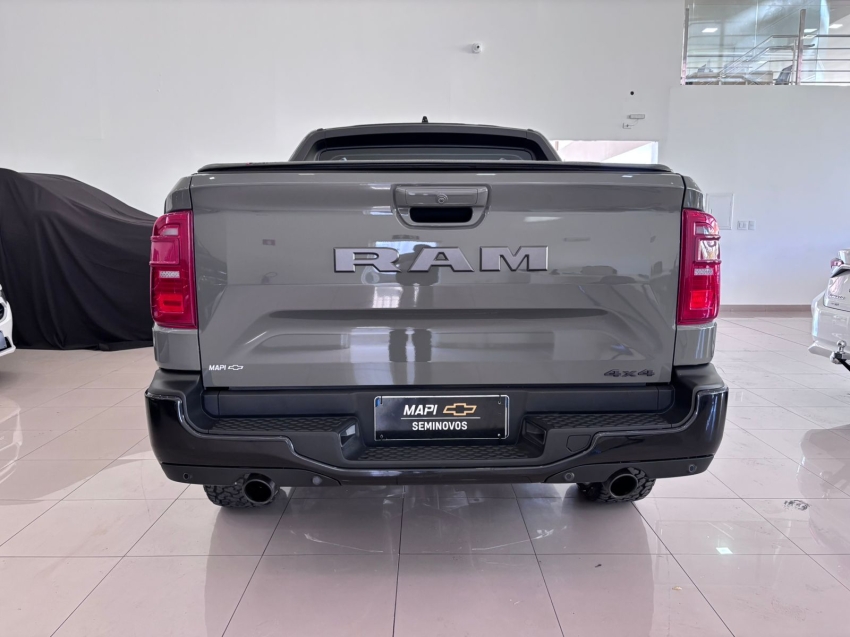 ram rampage 2.0 hurricane 4 turbo gasolina r/t 4x4 automatico 1.9 5p 20243