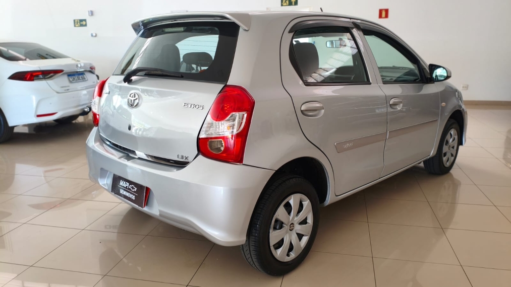 toyota etios 1.3 x 16v flex 4p manual 20185