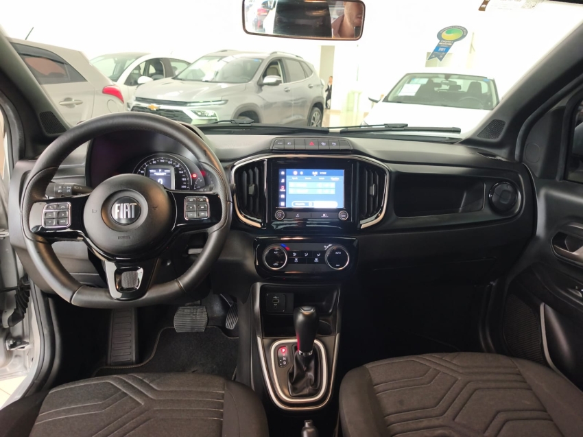 fiat strada 1.3 firefly flex volcano cd cvt 4p automatico 202312