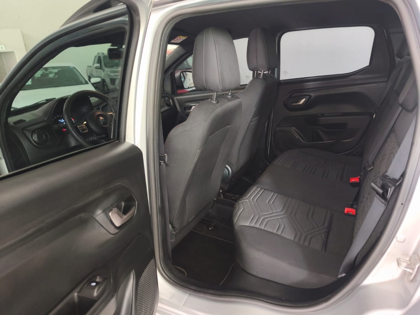 fiat strada 1.3 firefly flex volcano cd cvt 4p automatico 202311
