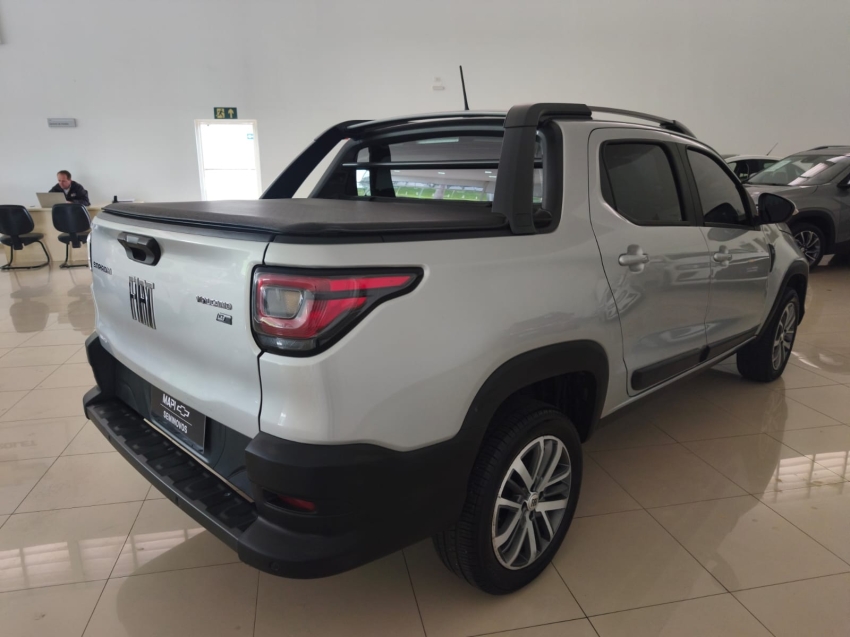 fiat strada 1.3 firefly flex volcano cd cvt 4p automatico 20235