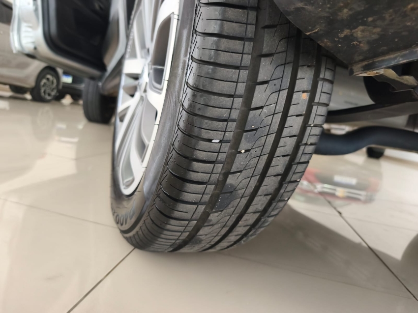 fiat strada 1.3 firefly flex volcano cd cvt 4p automatico 202318