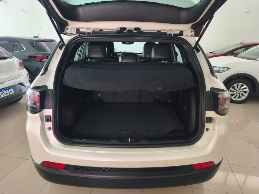jeep compass 1.3 t270 turbo flex longitude at6 4p automatico 202213
