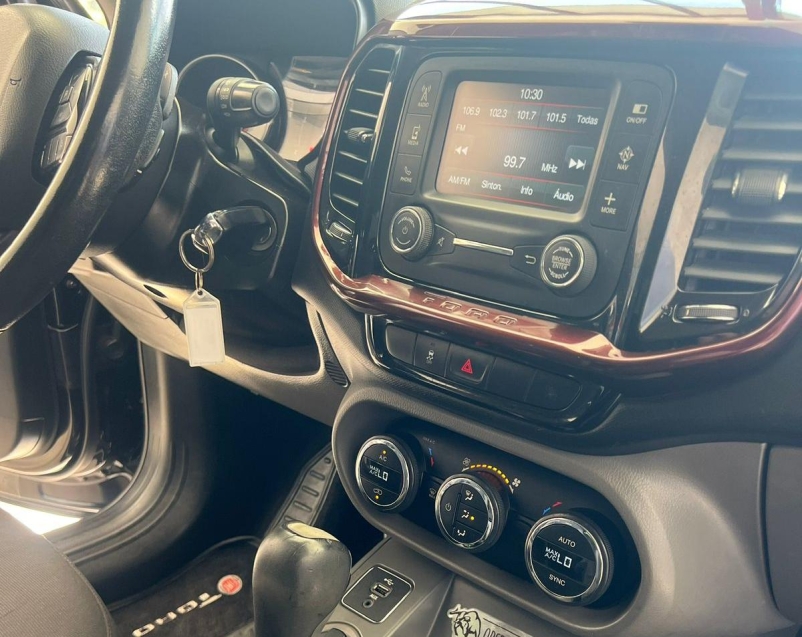 fiat toro 1.8 16v evo flex freedom open edition at6 4p automatico 20177