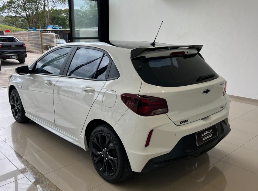 chevrolet onix 1.0 turbo flex rs automatico 4p 20212
