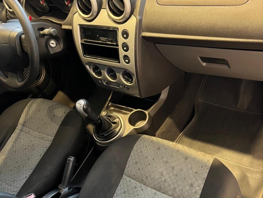 ford fiesta 1.0 rocam se 8v flex 4p manual 20146