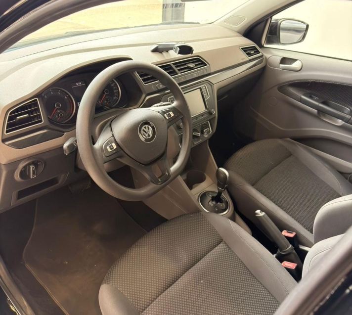 volkswagen voyage 1.6 msi totalflex comfortline 4p i-motion flex automatico 20183