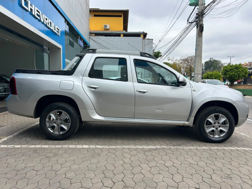renault duster oroch 1.6 16v flex dynamique 4p manual 2p automatico 20174