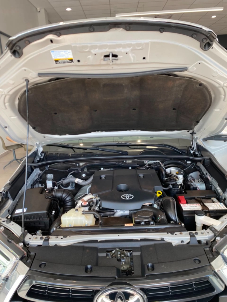 toyota hilux 2.8 d-4d turbo diesel cd srx 4x4 automatico 4p 20234