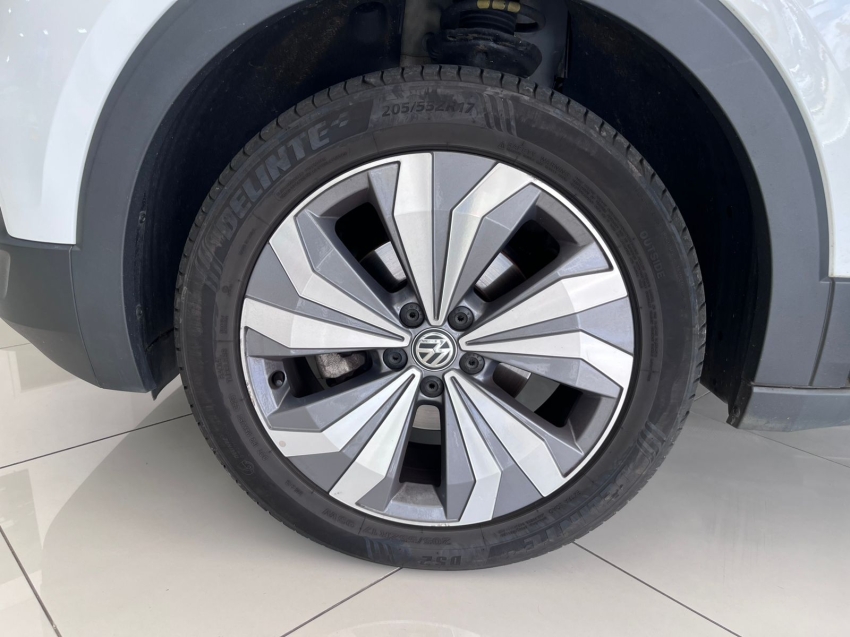 volkswagen t-cross 1.0 200 tsi total flex comfortline automatico 4p 202016