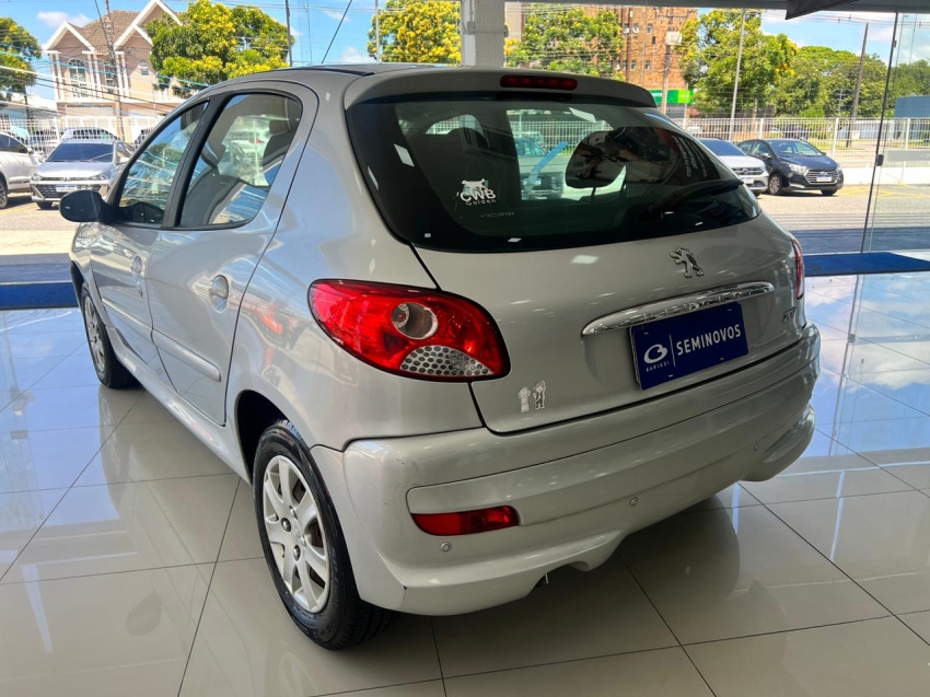 peugeot 207 1.4 flex 20156