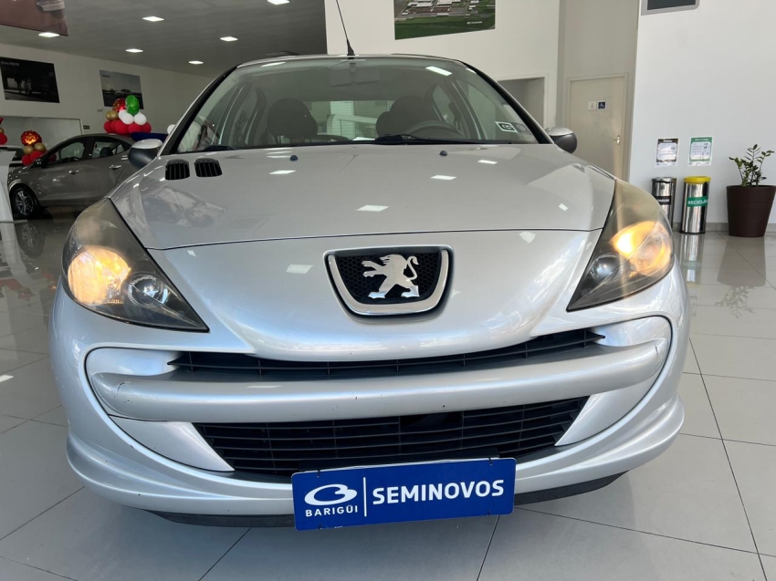 peugeot 207 1.4 flex 20152
