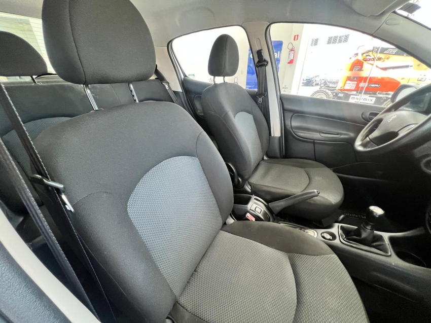 peugeot 207 1.4 flex 201515