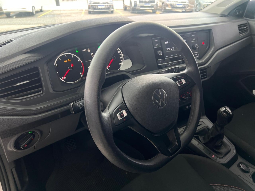 volkswagen polo 1.0 flex manual 20257