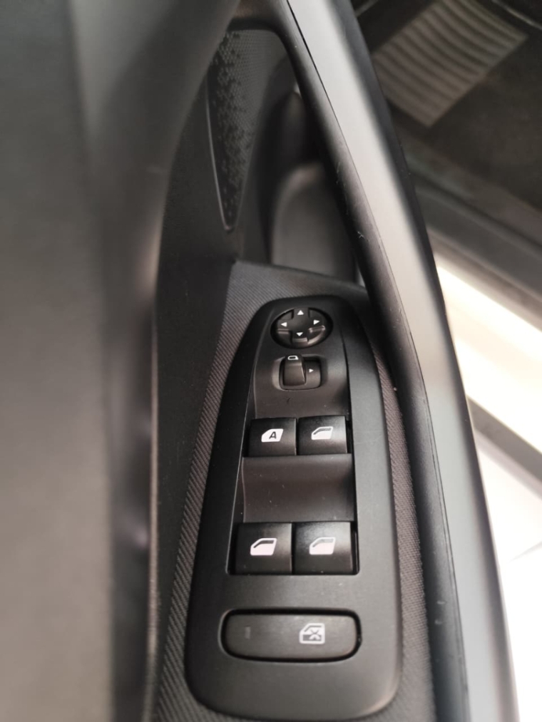 peugeot 2008 1.6 flex automatico 202316