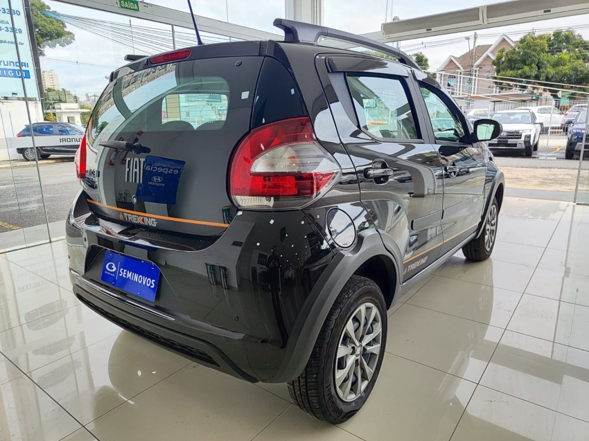 fiat mobi 1.0 flex 4p 20235