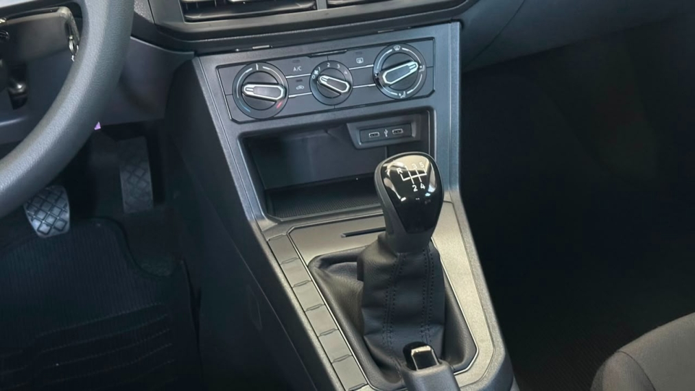 volkswagen polo 1.0 flex manual 202619
