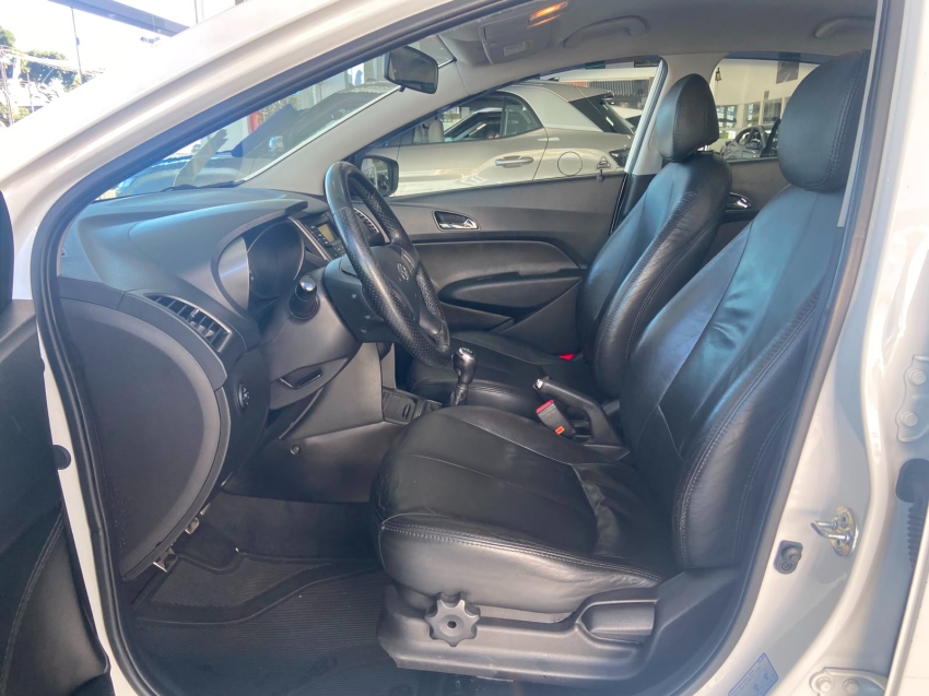 hyundai hb20x 1.6 flex manual 201410