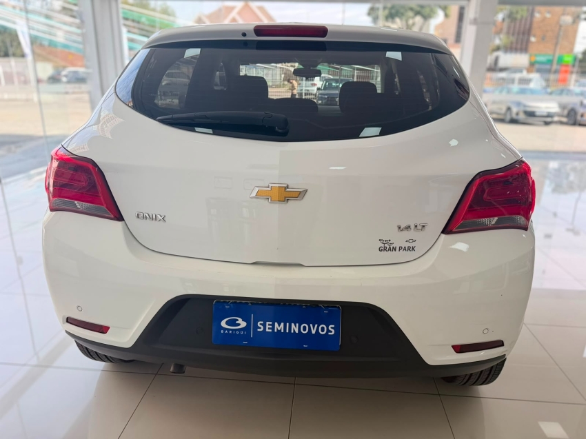 chevrolet onix 1.4 mpfi lt 8v flex 4p manual 1.0 20193