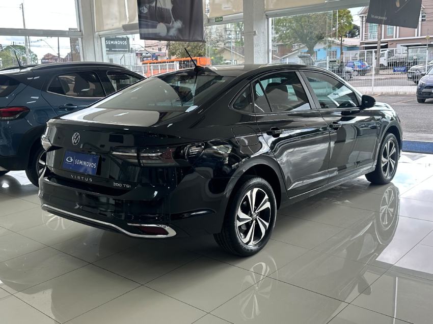 VIRTUS COMFORTLINE 200 1.0 TSI AT4