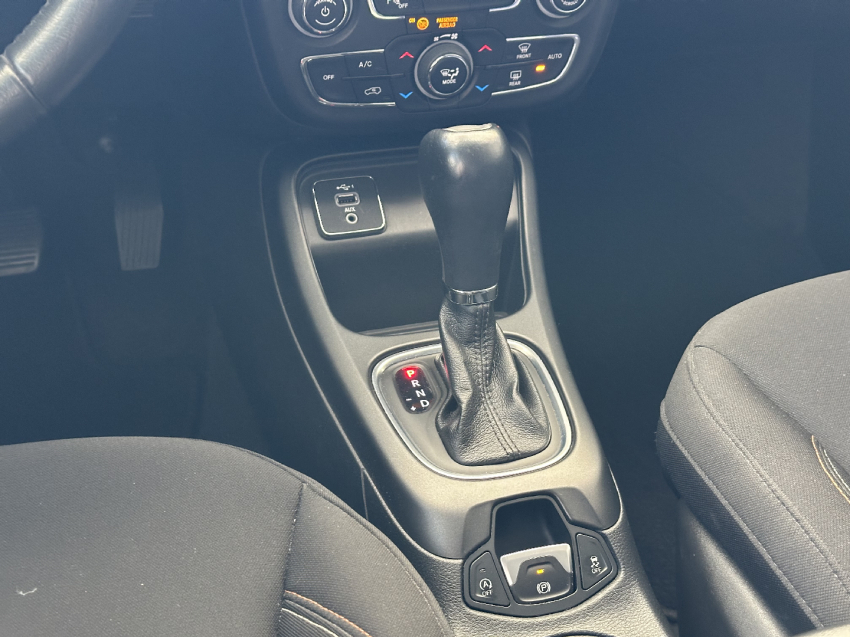 jeep compass 2.0 16v flex sport automatico 4p 202011
