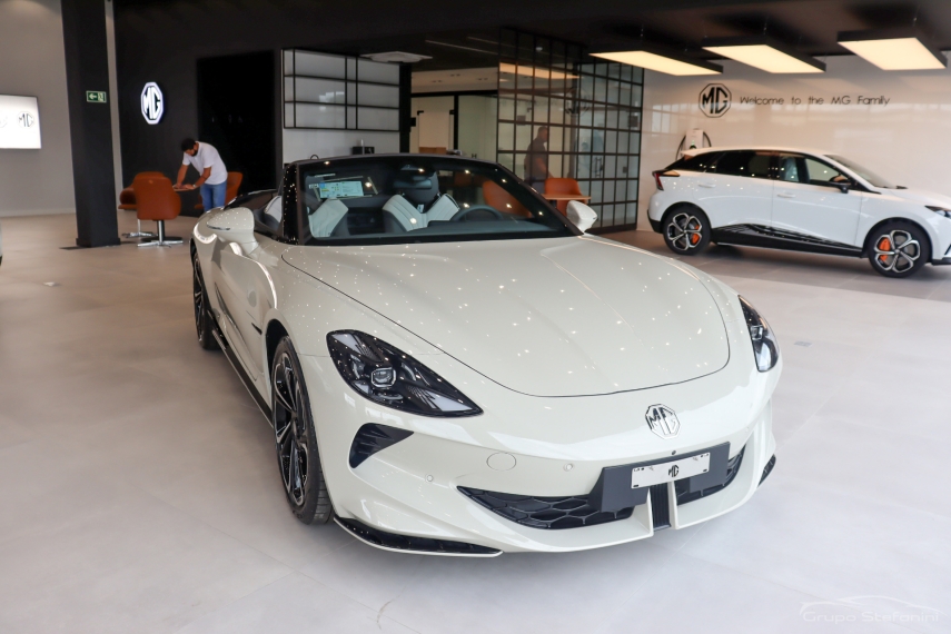 mg cyberster 77 kw eletrico gt awd 7.7 2p automatico 2026