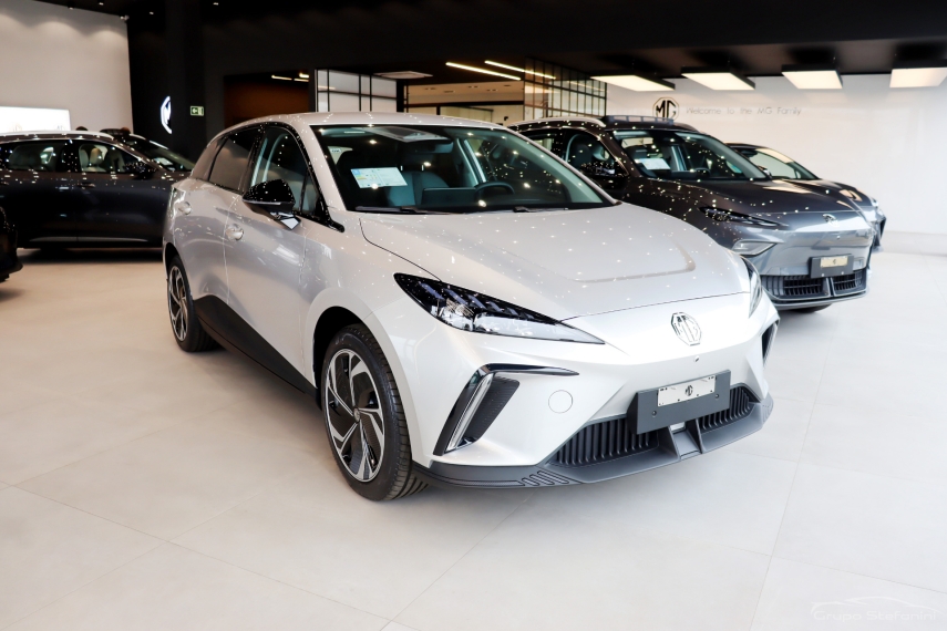 mg 4 64 kw eletrico luxury 6.4 4p automatico 20272