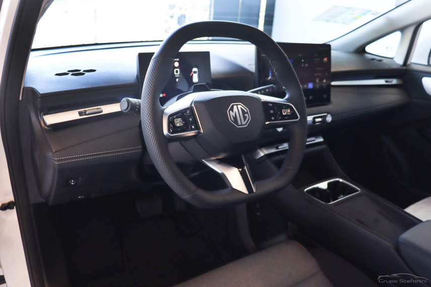 mg 4 urban 43 kw eletrico luxury 4.3 4p automatico 20273