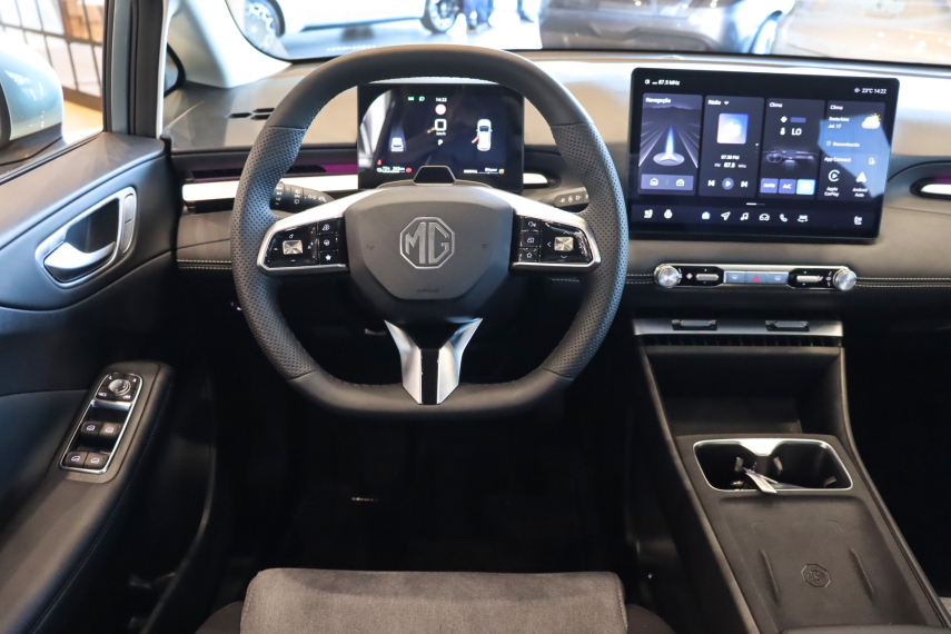 mg 4 urban 54 kw eletrico luxury 5.4 4p automatico 20274