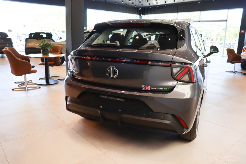 mg 4 urban 43 kw eletrico comfort 4.3 4p automatico 202710