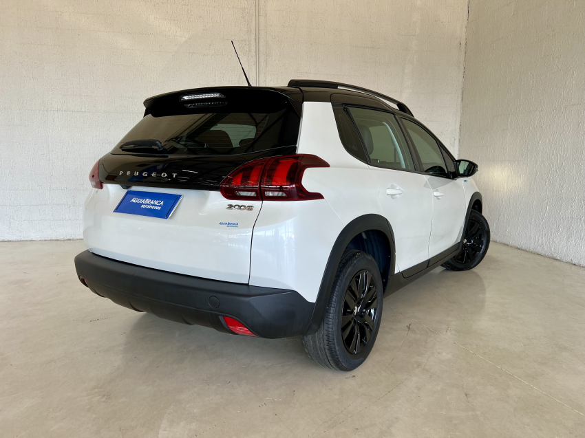 Peugeot 2008 1.6 16V THP FLEX STYLE 4P AUTOMÁTICO 10