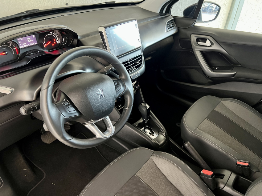 Peugeot 2008 1.6 16V THP FLEX STYLE 4P AUTOMÁTICO 14