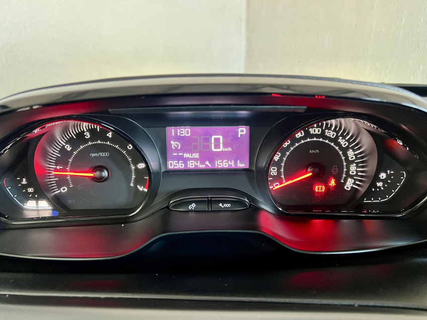 Peugeot 2008 1.6 16V THP FLEX STYLE 4P AUTOMÁTICO 12
