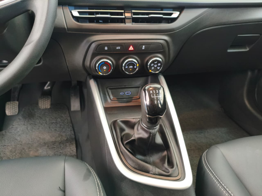 Chevrolet ONIX 1.0 FLEX MANUAL 19
