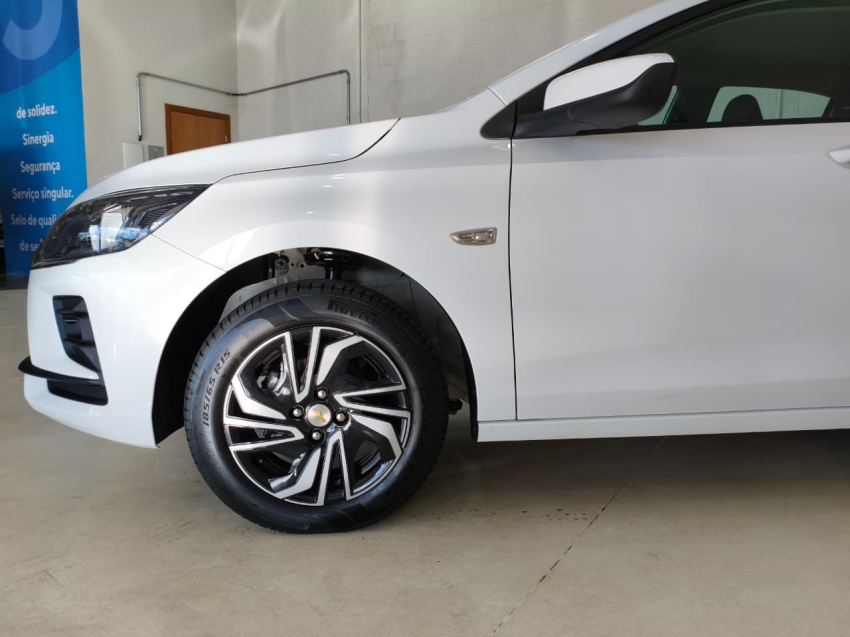 Chevrolet ONIX 1.0 FLEX MANUAL 2
