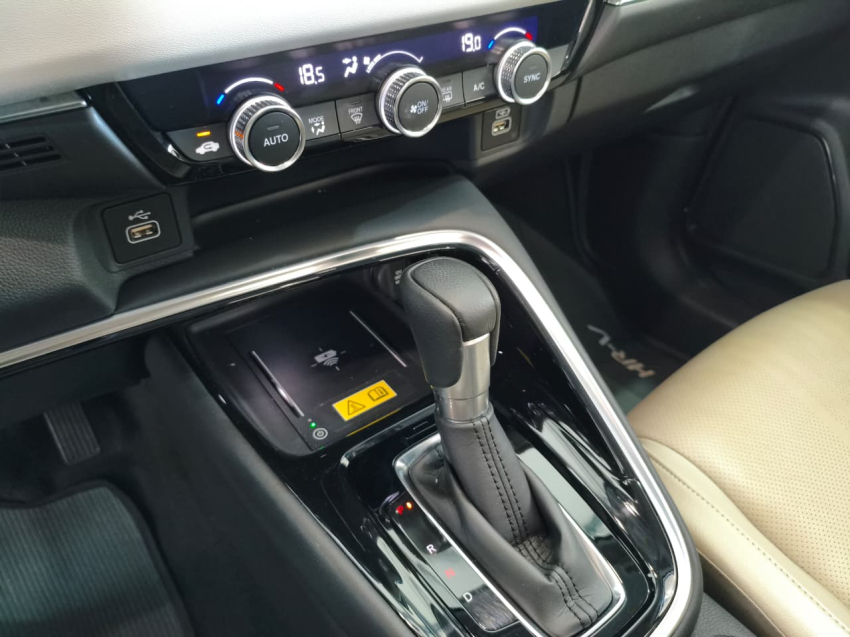 Honda HR-V 1.5 DI I-VTEC TURBO FLEX TOURING CVT 17