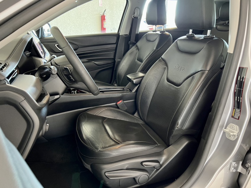 JEEP COMPASS 1.3 T270 TURBO FLEX LONGITUDE AT6 20