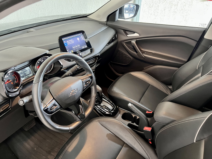 Chevrolet TRACKER 1.0 TURBO FLEX MIDNIGHT AUTOMÁTICO 13