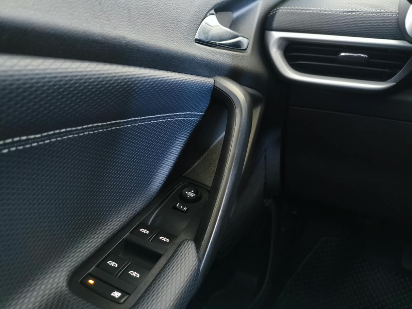 Chevrolet TRACKER 1.2 TURBO FLEX PREMIER AUTOMÁTICO 18