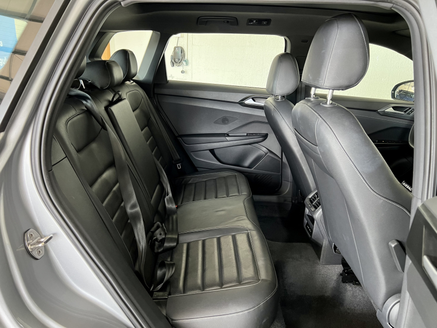 Volkswagen TAOS 1.4 250 TSI TOTAL FLEX HIGHLINE AUTOMÁTICO 22
